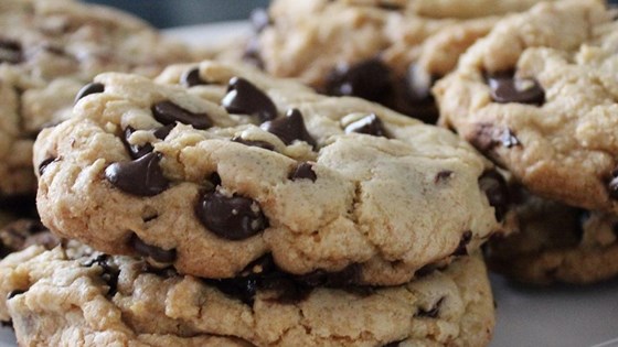 Best Big, Fat, Chewy Chocolate Chip Cookie