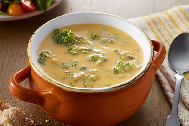 VELVEETA® Cheesy Broccoli Soup