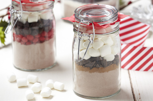 Spiced Hot Cocoa in a Jar