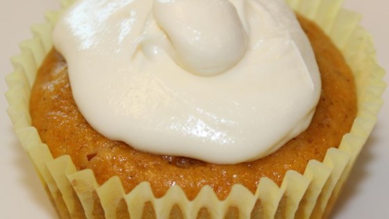 White Chocolate Chip Pumpkin Cupcakes