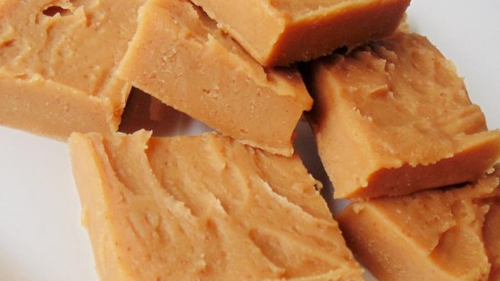 Peanut Butter Freezer Fudge (2-Ingredient) 