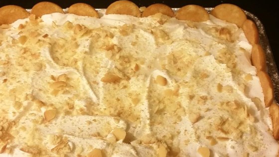 Banana Pudding Poke Cake