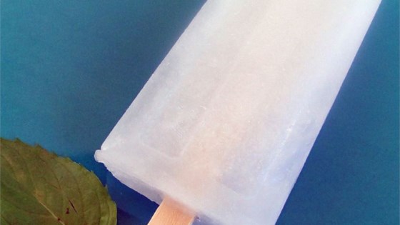 Old Fashioned Vanilla Ice Pops (a.k.a. Pop Pops)