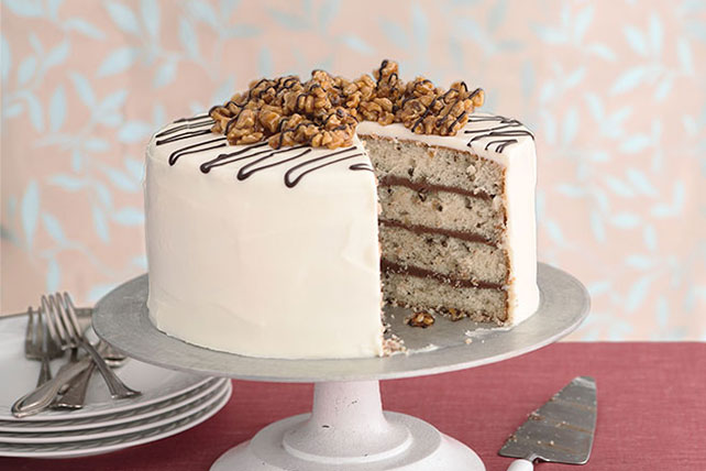 Walnut-Praline Cake with Cream Cheese Frosting