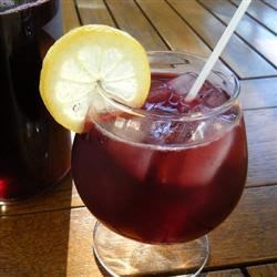 Agua de Jamaica (Hibiscus Water)